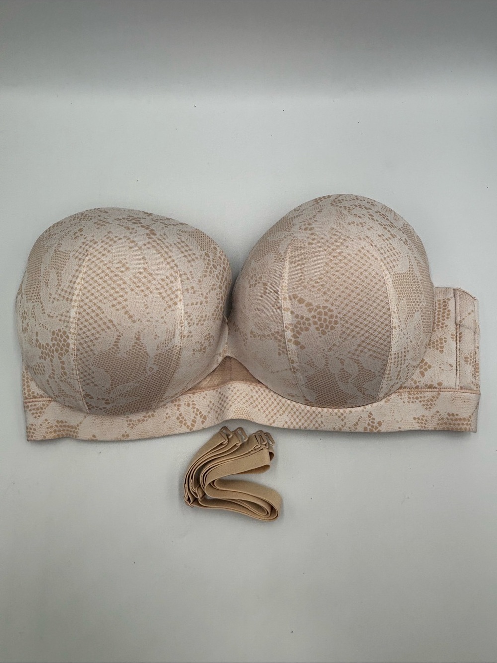 Cacique Boost Multi-way Strapless Bra Size 36DD Beige/Nude Floral Lace Overlay